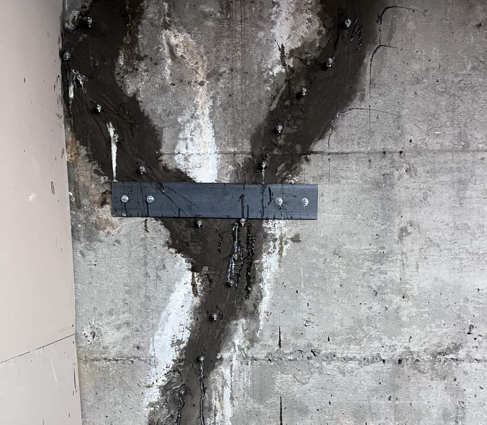 Foundation cracks french drains Mirabel