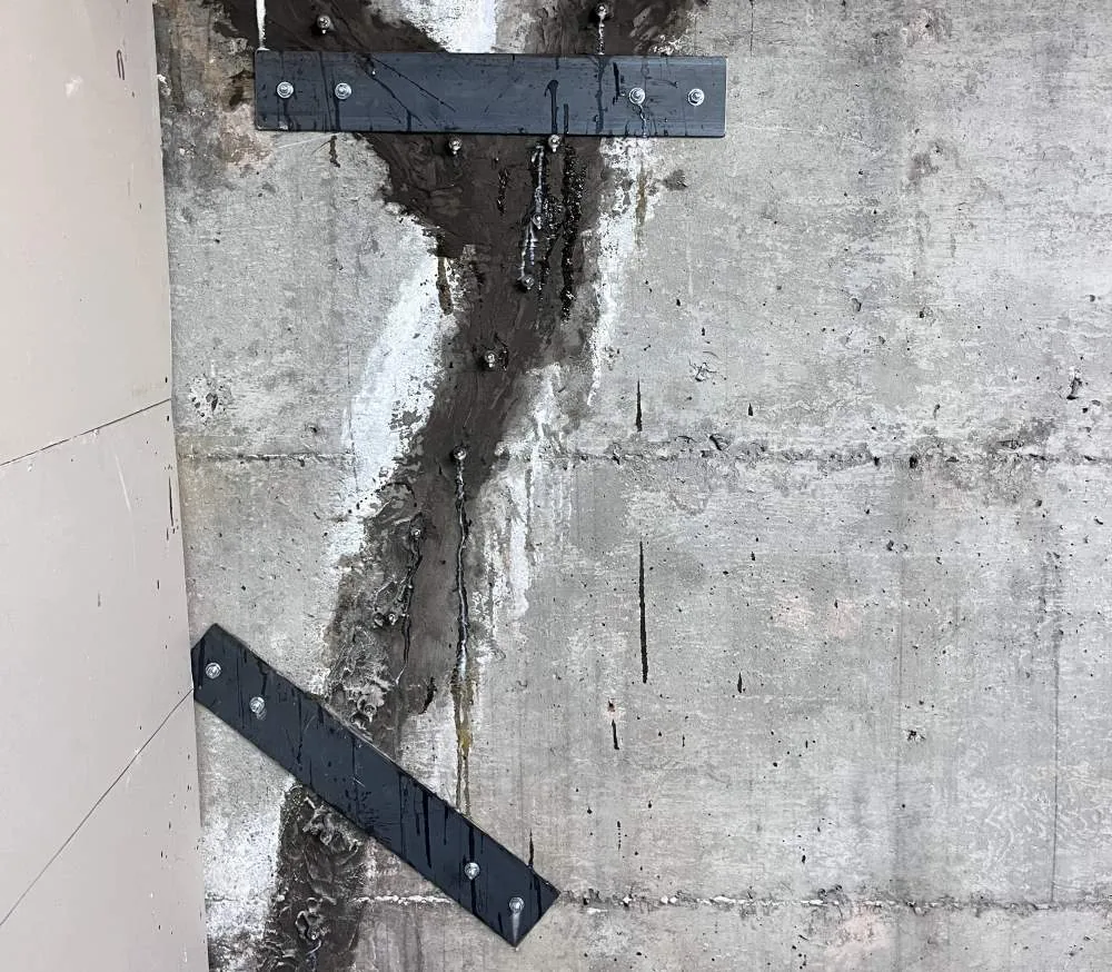 Foundation cracks french drains Rosemere
