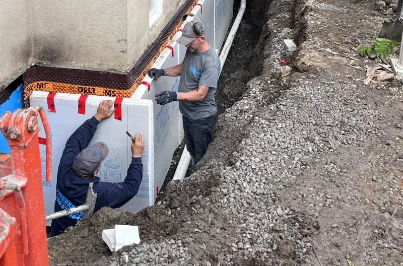 Installation et remplacement de drain français